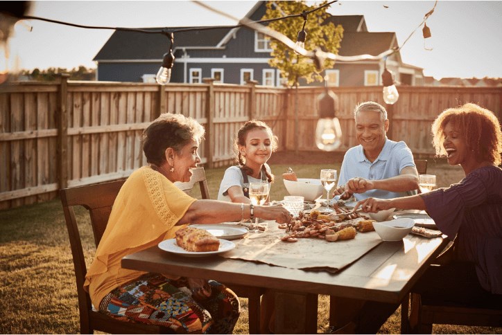 Riverlights Family Dinner Outside